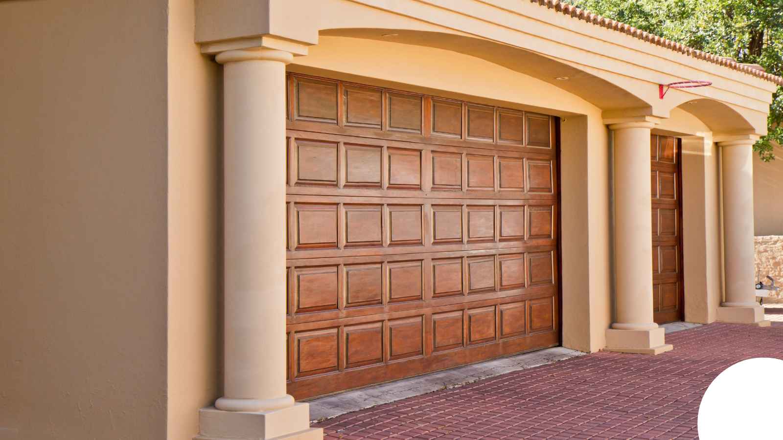 Garage Door in Riverside, CA — William Garage Door Cable Repair Riverside