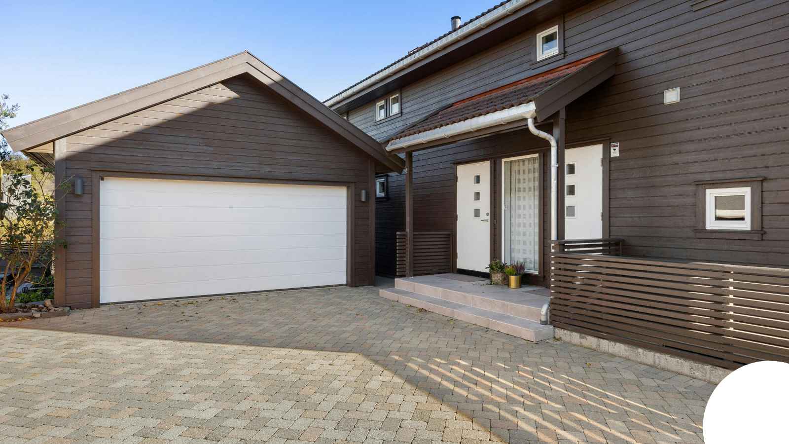 Door Installation & Replacement in Riverside, CA — William Garage Door Cable Repair Riverside Door Installation & Replacement in Riverside, CA — William Garage Door Cable Repair Riverside